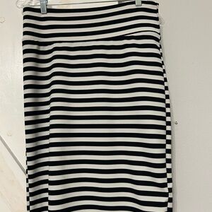 Lularoe Cassie pencil skirt, size large